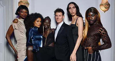 MUGLER ASISTE A LA GALA BENÉFICA ORGANIZADA POR BABETH DJIAN