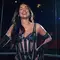 Dua Lipa lleva un Mugler personalizado para Vogue US