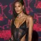 Rihanna luce un Mugler personalizado para la revista Dazed